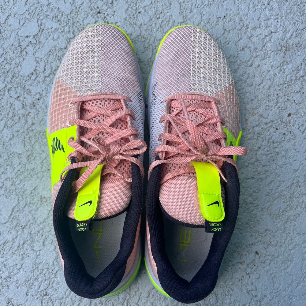 Nike Metcon 8 Women’s Size 9.5